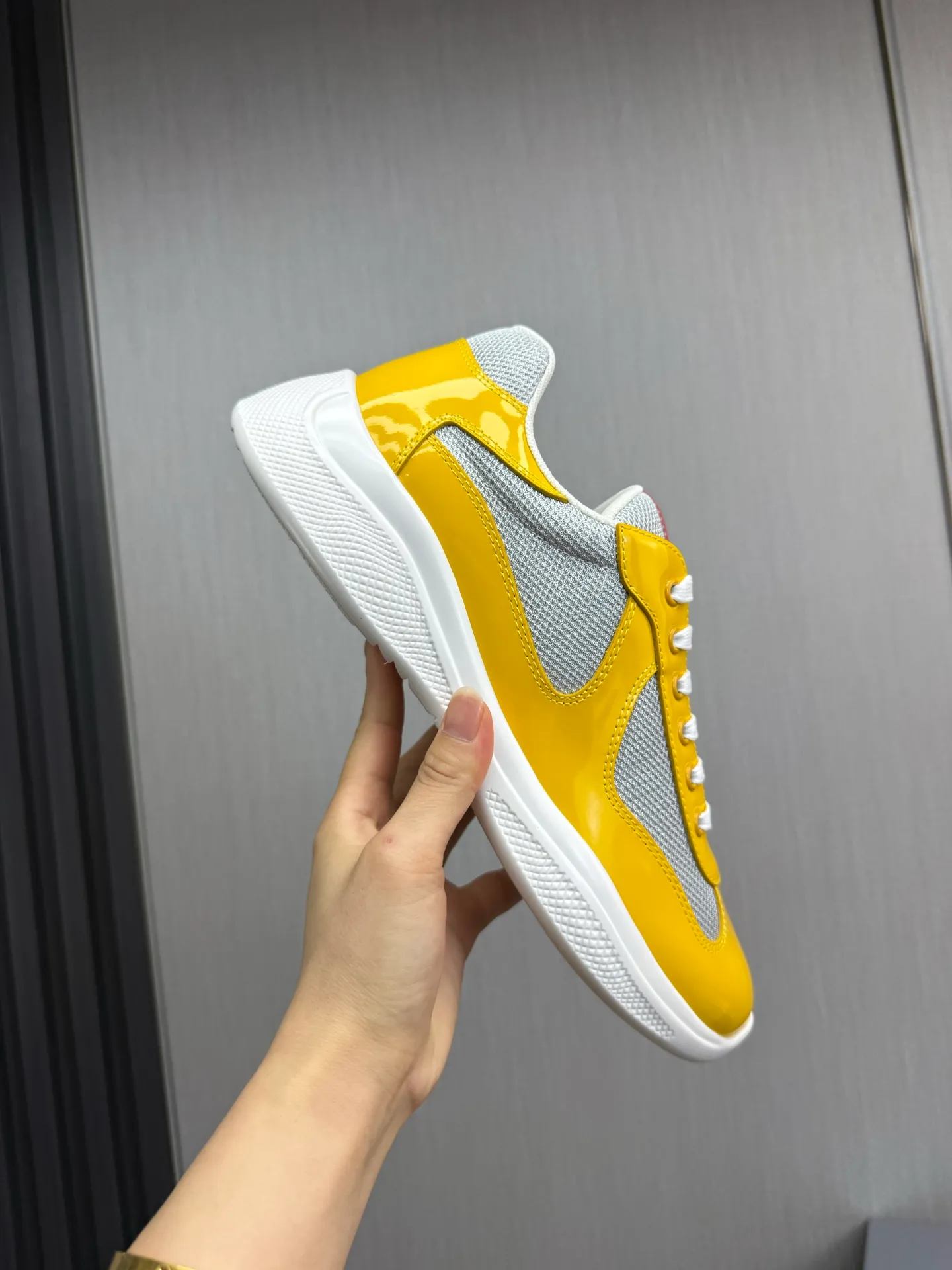 Men's shoes 640💰 [PRADA] Hot selling items🔥Must be recommended every day~~ Official website synchronized, 1:1 high quality shipments✔️ Imported cowhide fabric, rubber material + cowhide lining, original bottom, high-end airplane box packaging🎁 38-45 (38.45 custom-made, non-returnable)
